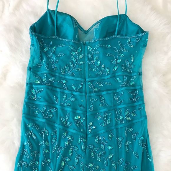Teal Prom Dress. Size XL. - Picture 4 of 9